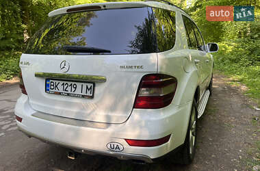 Внедорожник / Кроссовер Mercedes-Benz M-Class 2008 в 