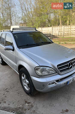 Внедорожник / Кроссовер Mercedes-Benz M-Class 2005 в 