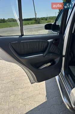 Внедорожник / Кроссовер Mercedes-Benz M-Class 2003 в 