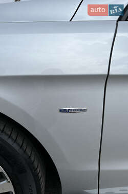 Внедорожник / Кроссовер Mercedes-Benz M-Class 2011 в 