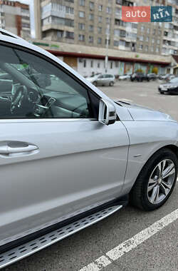 Внедорожник / Кроссовер Mercedes-Benz M-Class 2011 в 