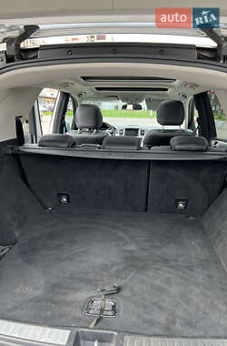 Внедорожник / Кроссовер Mercedes-Benz M-Class 2011 в 