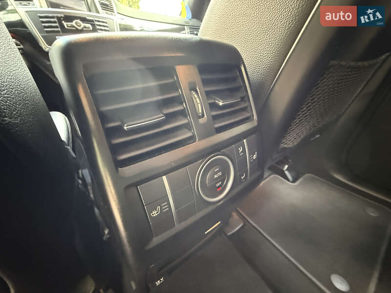 Позашляховик / Кросовер Mercedes-Benz M-Class 2012 в Ніжині