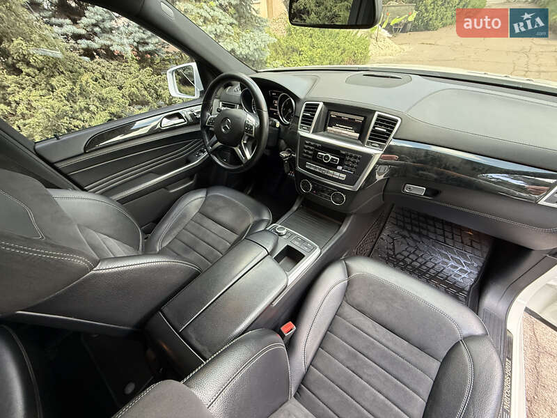 Позашляховик / Кросовер Mercedes-Benz M-Class 2012 в Ніжині