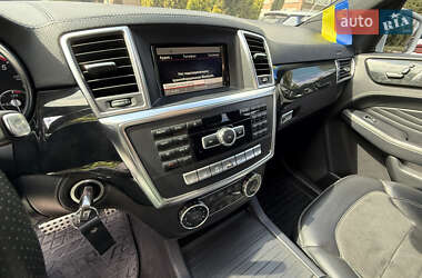 Позашляховик / Кросовер Mercedes-Benz M-Class 2012 в 