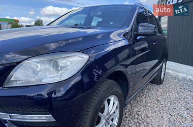 Внедорожник / Кроссовер Mercedes-Benz M-Class 2012 в 