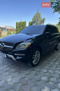 Внедорожник / Кроссовер Mercedes-Benz M-Class 2013 в 