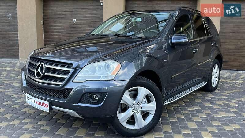 Внедорожник / Кроссовер Mercedes-Benz M-Class 2010 в Виннице