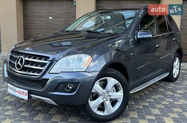 Внедорожник / Кроссовер Mercedes-Benz M-Class 2010 в 