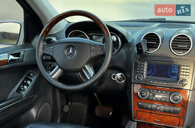Внедорожник / Кроссовер Mercedes-Benz M-Class 2005 в 