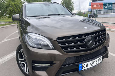 Внедорожник / Кроссовер Mercedes-Benz M-Class 2011 в 