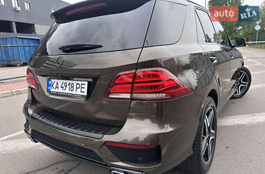 Внедорожник / Кроссовер Mercedes-Benz M-Class 2011 в 