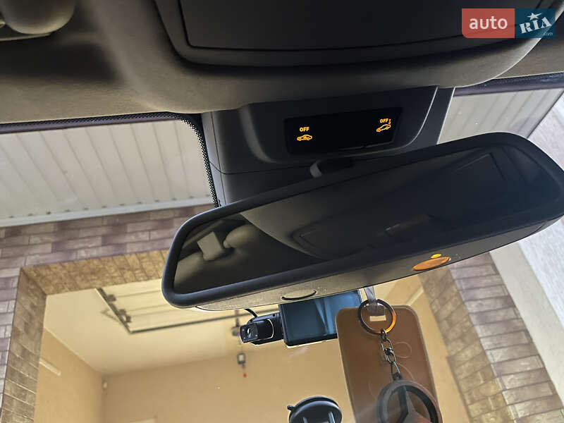 Позашляховик / Кросовер Mercedes-Benz M-Class 2013 в Чернівцях