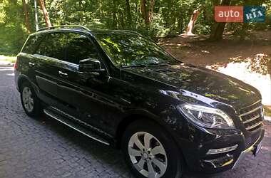 Внедорожник / Кроссовер Mercedes-Benz M-Class 2012 в 