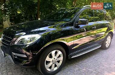 Mercedes-Benz M-Class 2012 Mercedes-Benz M-Class 2012