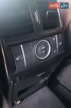 Внедорожник / Кроссовер Mercedes-Benz M-Class 2012 в 