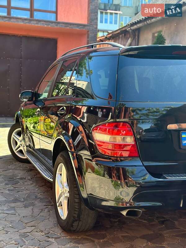Внедорожник / Кроссовер Mercedes-Benz M-Class 2007 в Виноградове