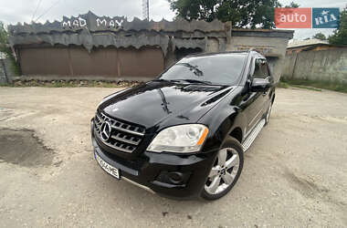 Mercedes-Benz M-Class 2009 Mercedes-Benz M-Class 2009