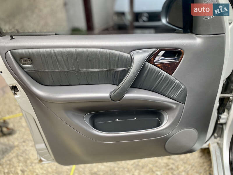 Внедорожник / Кроссовер Mercedes-Benz M-Class 2004 в Львове