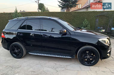 Внедорожник / Кроссовер Mercedes-Benz M-Class 2012 в 