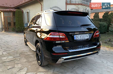 Внедорожник / Кроссовер Mercedes-Benz M-Class 2012 в 