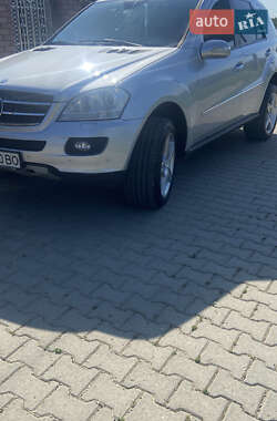 Внедорожник / Кроссовер Mercedes-Benz M-Class 2008 в 