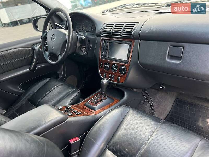 Внедорожник / Кроссовер Mercedes-Benz M-Class 2001 в Запорожье