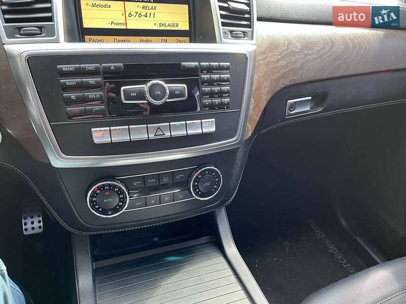 Внедорожник / Кроссовер Mercedes-Benz M-Class 2013 в Кропивницком