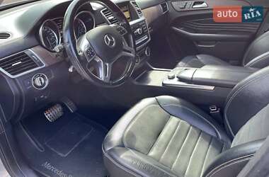 Внедорожник / Кроссовер Mercedes-Benz M-Class 2013 в 