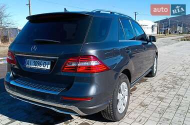 Внедорожник / Кроссовер Mercedes-Benz M-Class 2015 в 