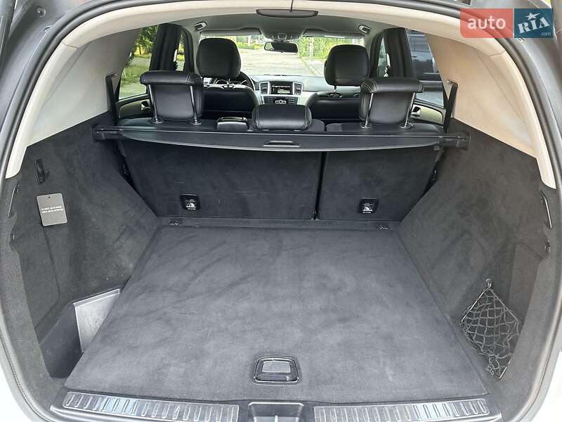 Позашляховик / Кросовер Mercedes-Benz M-Class 2013 в Дніпрі