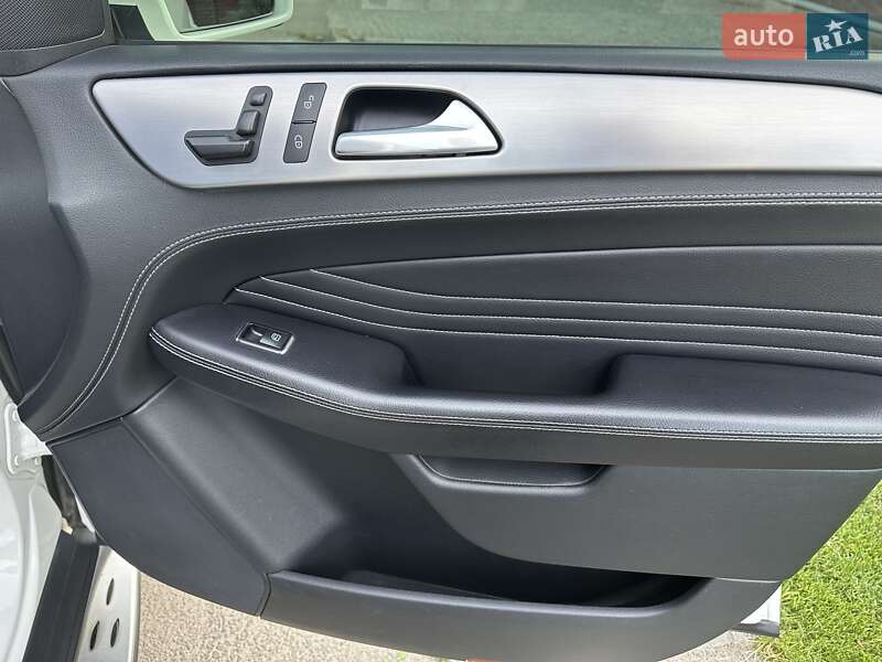 Позашляховик / Кросовер Mercedes-Benz M-Class 2013 в Дніпрі