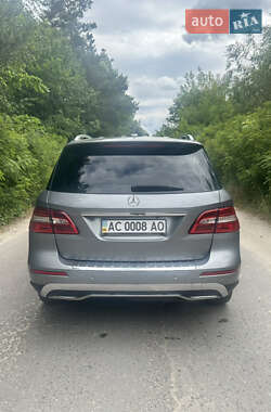Внедорожник / Кроссовер Mercedes-Benz M-Class 2013 в 