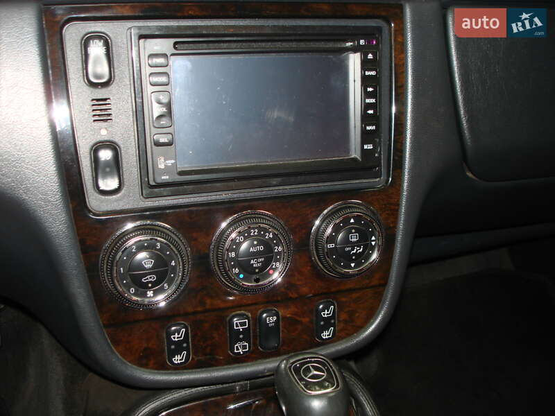 Внедорожник / Кроссовер Mercedes-Benz M-Class 2004 в Светловодске