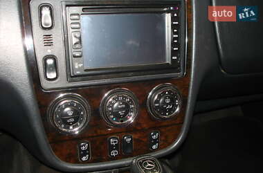 Внедорожник / Кроссовер Mercedes-Benz M-Class 2004 в 