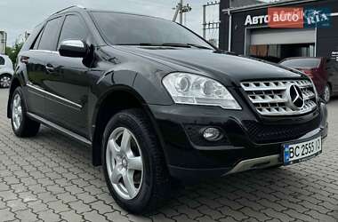 Позашляховик / Кросовер Mercedes-Benz M-Class 2009 в 
