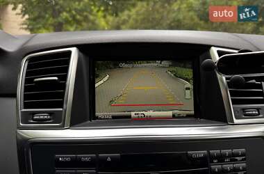 Внедорожник / Кроссовер Mercedes-Benz M-Class 2015 в 
