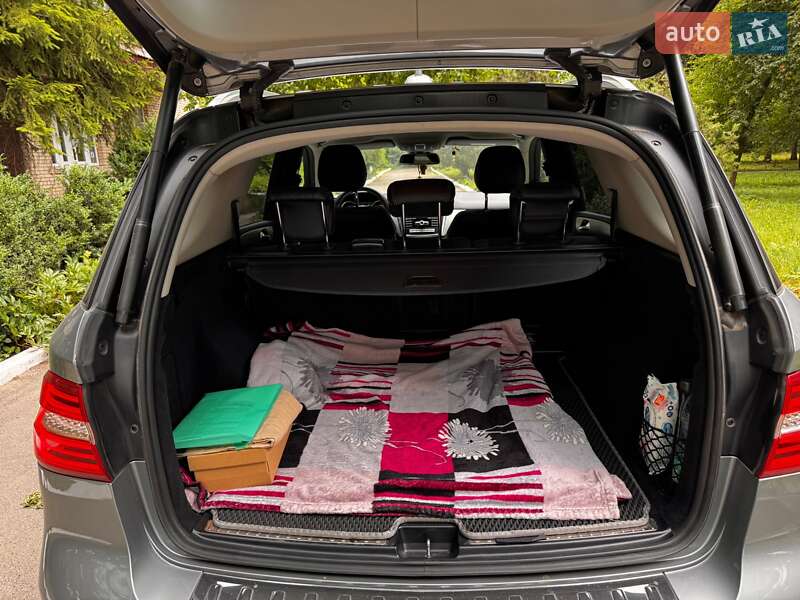 Внедорожник / Кроссовер Mercedes-Benz M-Class 2015 в Джулинке