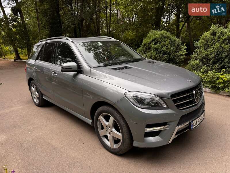 Внедорожник / Кроссовер Mercedes-Benz M-Class 2015 в Джулинке