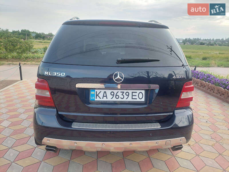 Внедорожник / Кроссовер Mercedes-Benz M-Class 2007 в Вознесенске