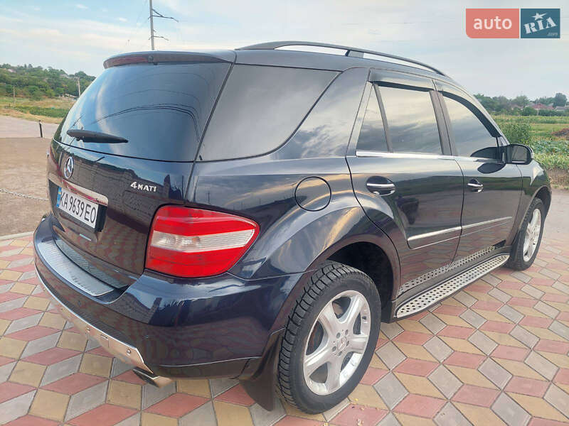 Внедорожник / Кроссовер Mercedes-Benz M-Class 2007 в Вознесенске