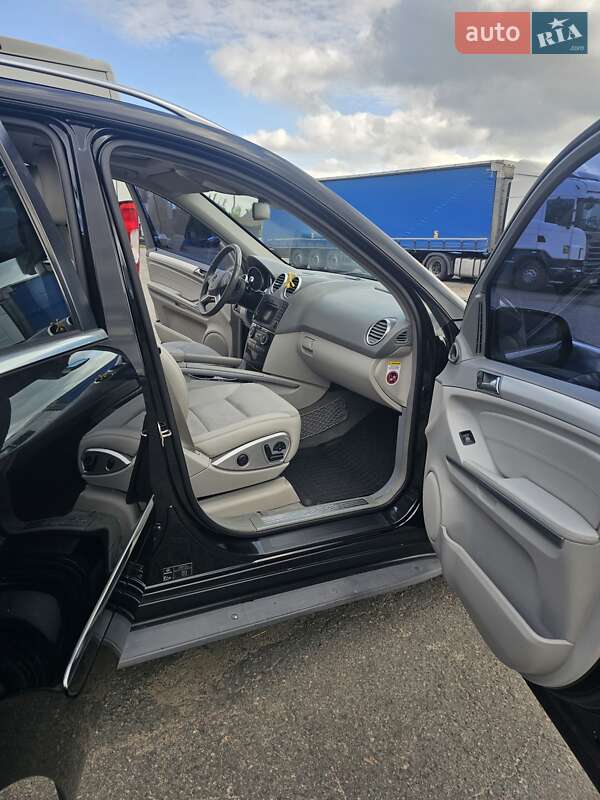 Внедорожник / Кроссовер Mercedes-Benz M-Class 2009 в Фастове