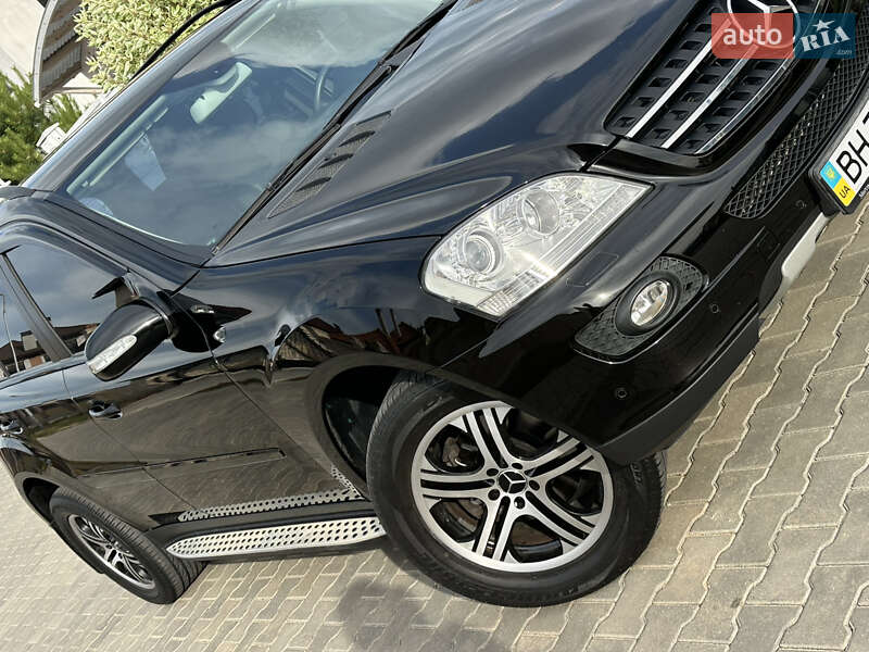 Внедорожник / Кроссовер Mercedes-Benz M-Class 2007 в Одессе