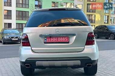Внедорожник / Кроссовер Mercedes-Benz M-Class 2006 в 