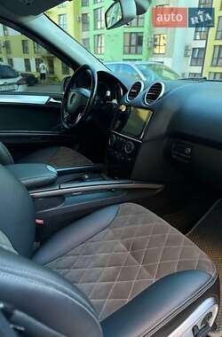 Внедорожник / Кроссовер Mercedes-Benz M-Class 2006 в 