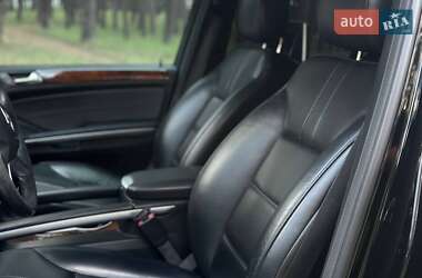 Внедорожник / Кроссовер Mercedes-Benz M-Class 2008 в 