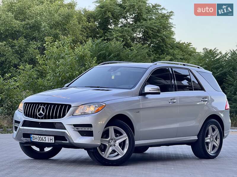 Позашляховик / Кросовер Mercedes-Benz M-Class 2015 в Одесі