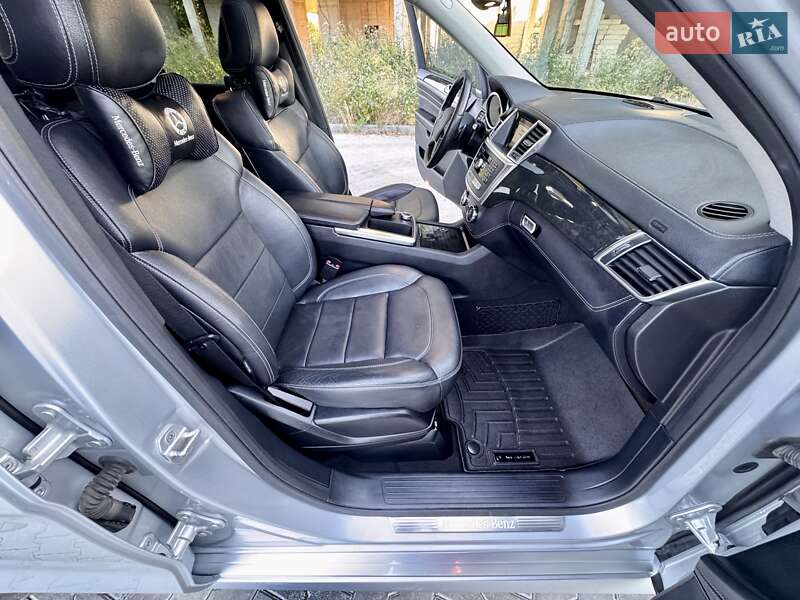 Позашляховик / Кросовер Mercedes-Benz M-Class 2015 в Одесі