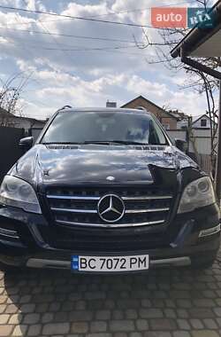 Mercedes-Benz M-Class 2010
