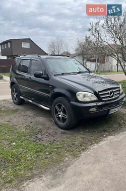 Позашляховик / Кросовер Mercedes-Benz M-Class 1998 в Глухові